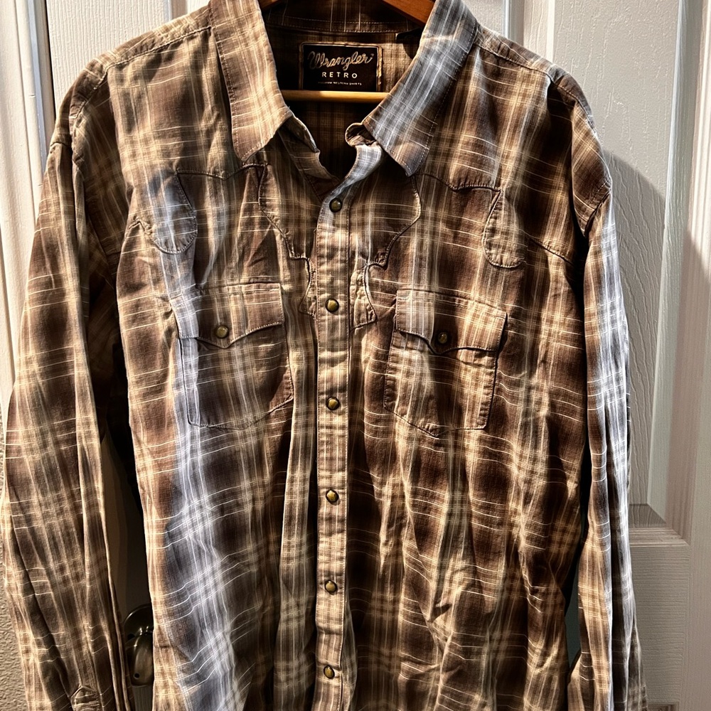 Wrangler Men's Brown Plaid Shirt